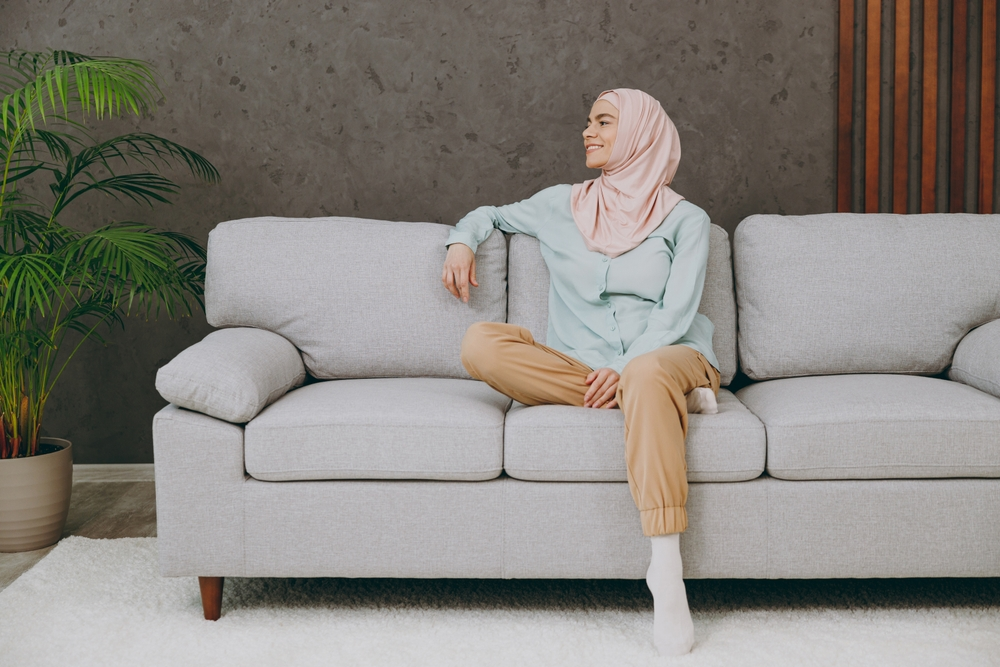 WHICH MODEST WEAR ABAYA IS MOST COMFORTABLE TO WEAR?