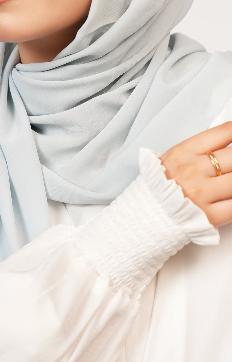 Front draped look of Leena Chiffon Hijab – soft breathable chiffon hijab styled modestly