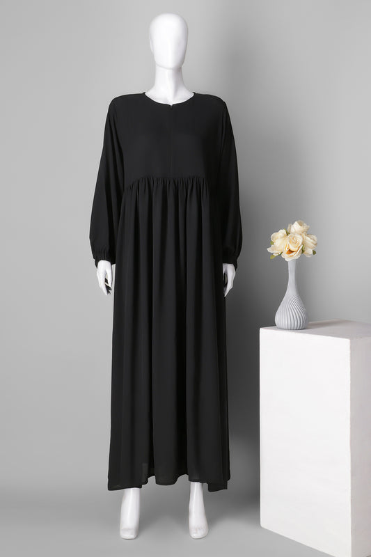 Elegant front chun abaya with zipper and elastic sleeves, full front view, stylish modest wear abaya for women in Pakistan