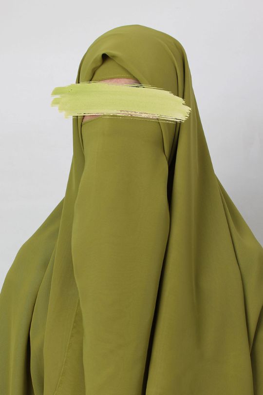 Green Chiffon Hijab – Premium Georgette, Opaque & Breathable Modest Wear