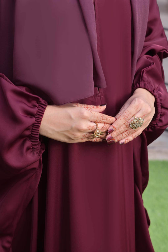 Front zoom view of Premium Nida Fabric Maroon Kaftan showing crinkle texture and fine fabric details
